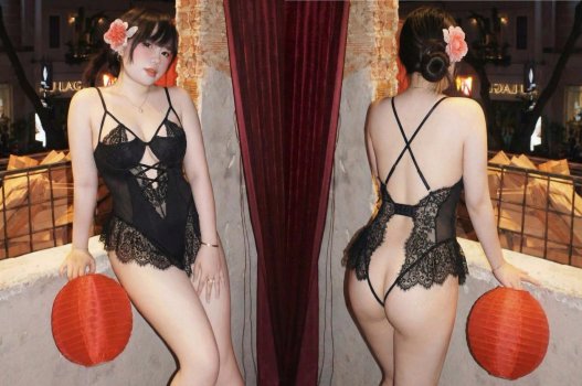 Đồ lót mới diện ngay khiến anh thèm nhỏ dãi